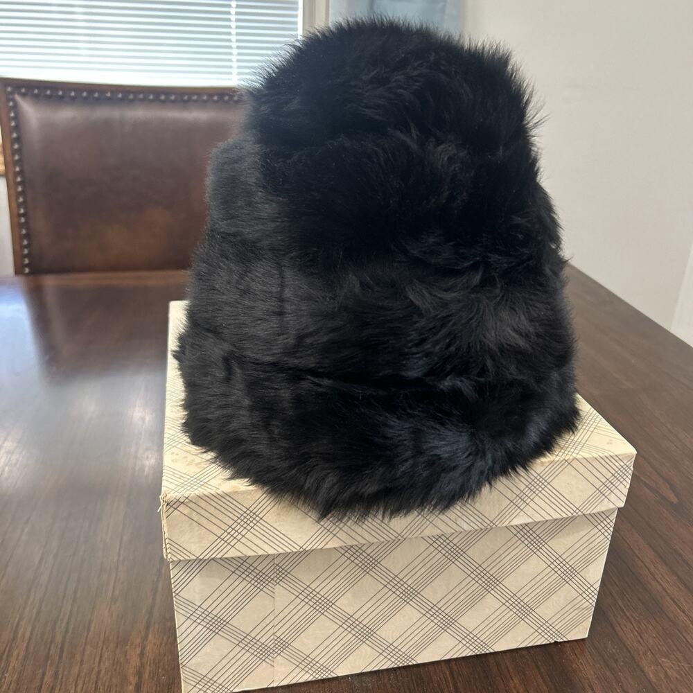 Vintage Genuine Tuscan Lamb Skin Fur Hat Made In Italy Black